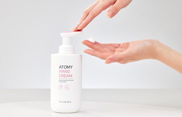 Крем для рук та нігтів,300мл - Atomy Hand Cream